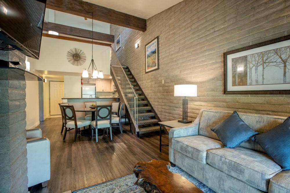 Sandstone Creek Club Aparthotel 3*